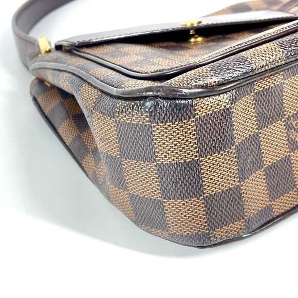 LOUIS VUITTON Authentic Brown Damier Canvas Shoulder Bag
